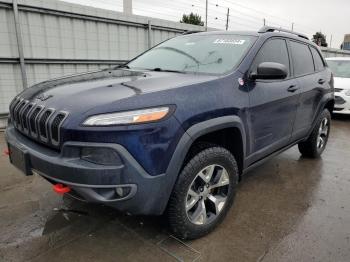  Salvage Jeep Cherokee