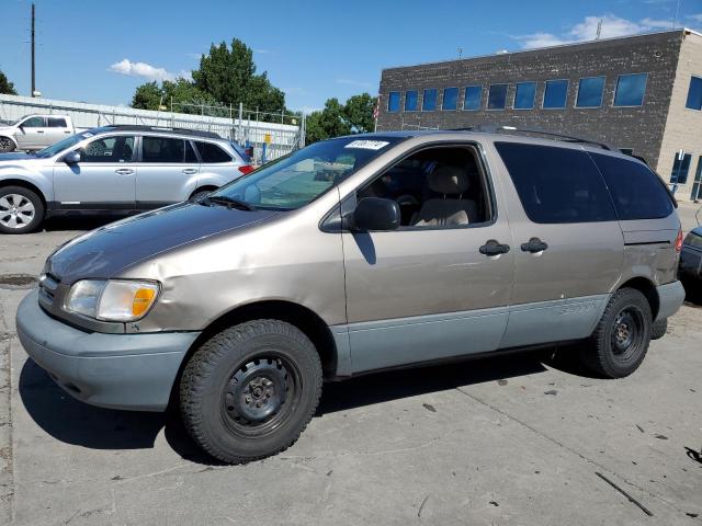  Salvage Toyota Sienna