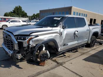  Salvage Toyota Tundra