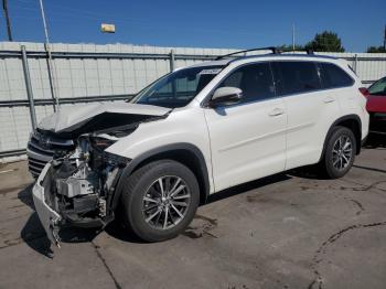  Salvage Toyota Highlander