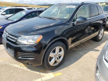  Salvage Volkswagen Touareg