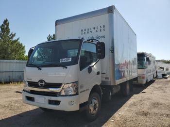  Salvage Hino 195