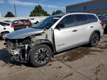  Salvage Nissan Pathfinder