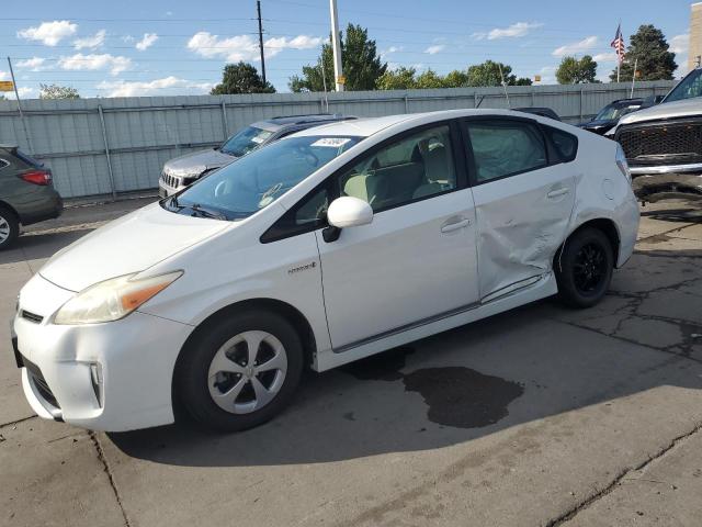  Salvage Toyota Prius