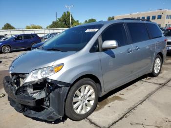  Salvage Toyota Sienna