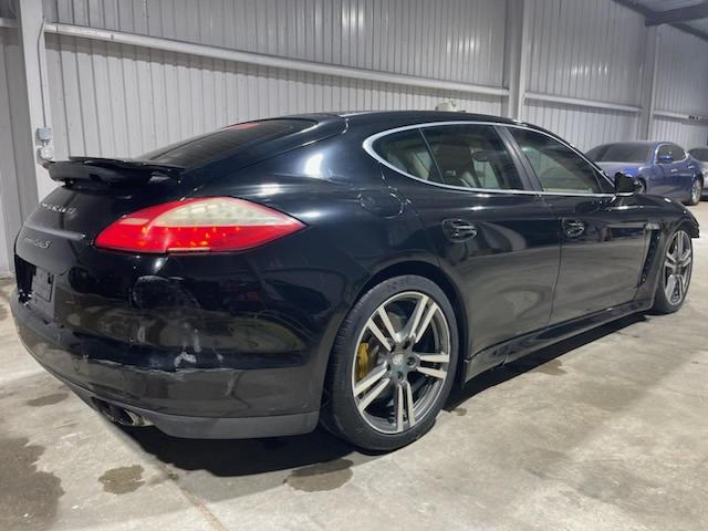  Salvage Porsche Panamera