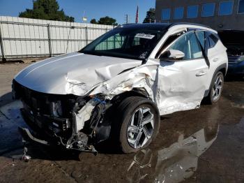  Salvage Hyundai TUCSON