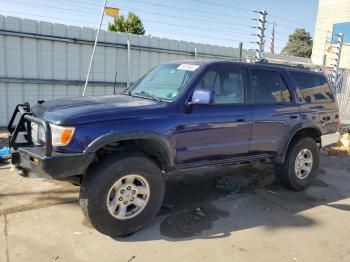  Salvage Toyota 4Runner