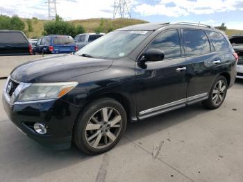  Salvage Nissan Pathfinder