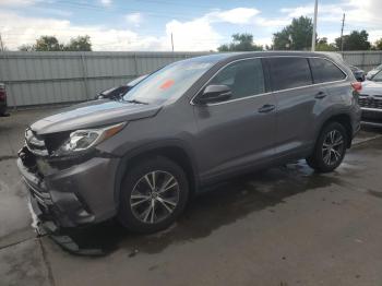  Salvage Toyota Highlander