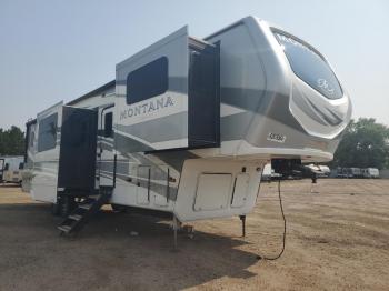  Salvage Kyrv Trailer