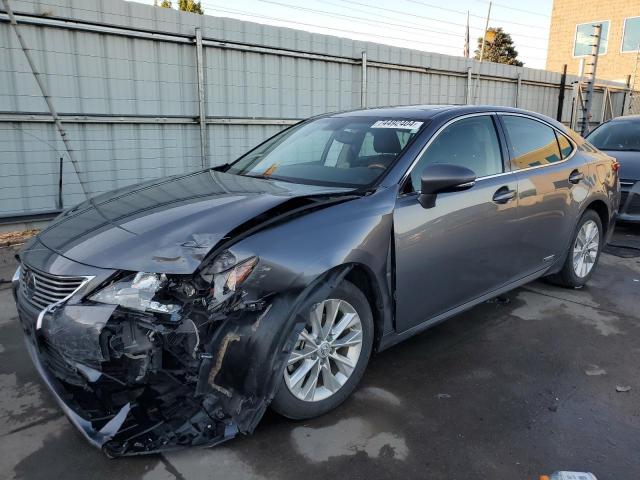  Salvage Lexus Es