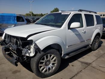  Salvage Nissan Pathfinder