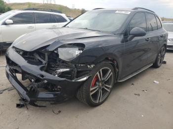  Salvage Porsche Cayenne