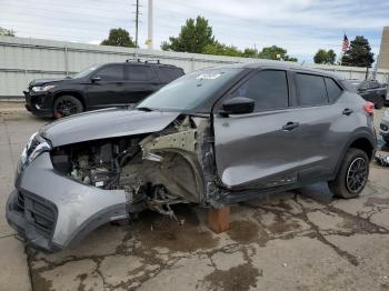  Salvage Nissan Kicks