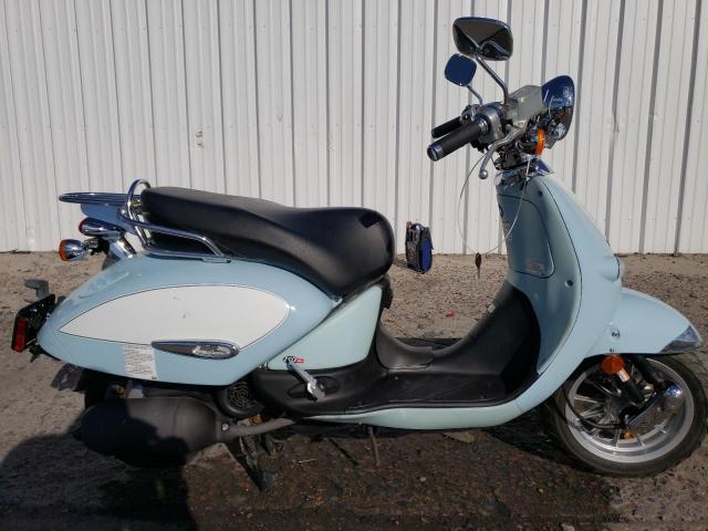  Salvage Aprilia Scooter