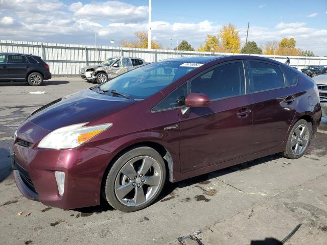  Salvage Toyota Prius