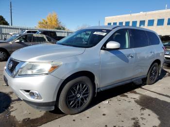  Salvage Nissan Pathfinder