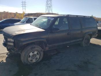  Salvage GMC Suburban