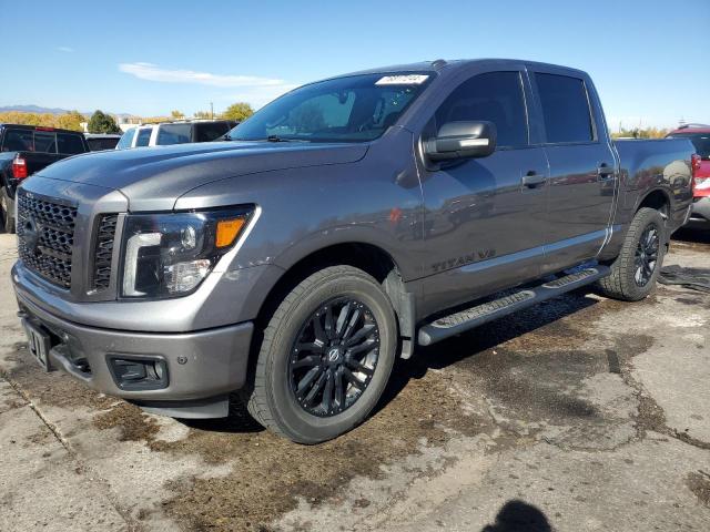  Salvage Nissan Titan