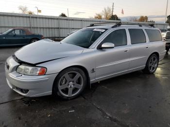  Salvage Volvo V70