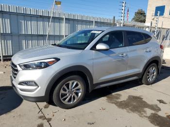  Salvage Hyundai TUCSON