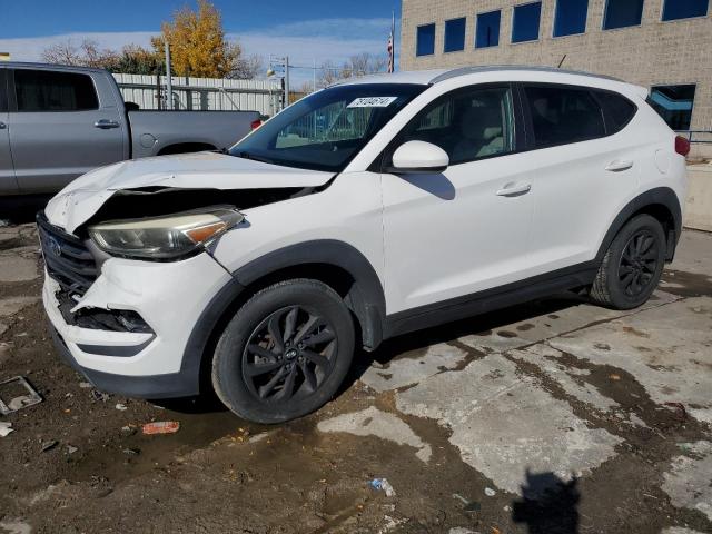  Salvage Hyundai TUCSON