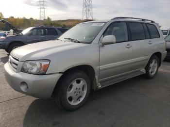  Salvage Toyota Highlander