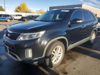  Salvage Kia Sorento