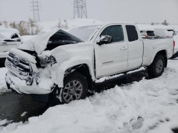  Salvage Toyota Tacoma