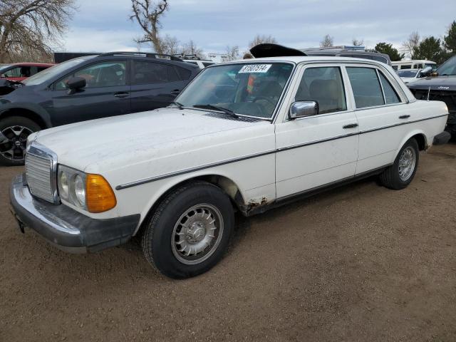  Salvage Mercedes-Benz 300-Class