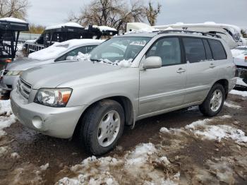  Salvage Toyota Highlander