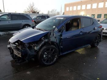  Salvage Nissan LEAF