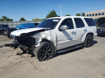  Salvage GMC Yukon