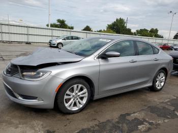  Salvage Chrysler 200