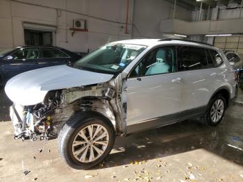  Salvage Volkswagen Tiguan