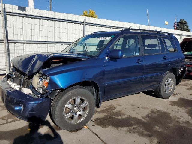  Salvage Toyota Highlander