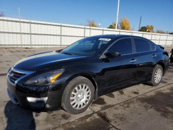  Salvage Nissan Altima