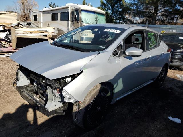  Salvage Nissan LEAF