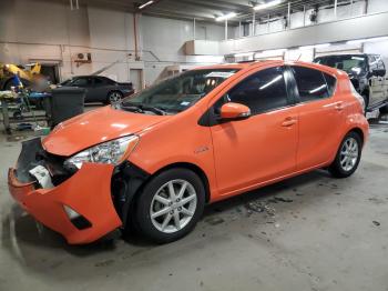  Salvage Toyota Prius