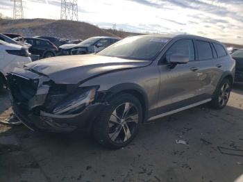  Salvage Volvo V60