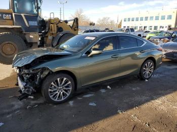  Salvage Lexus Es