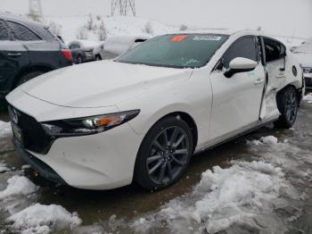  Salvage Mazda 3