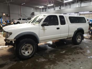  Salvage Toyota Tacoma