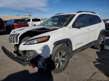  Salvage Jeep Cherokee