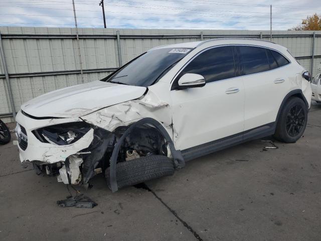  Salvage Mercedes-Benz GLA