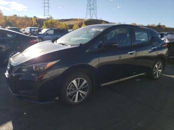  Salvage Nissan LEAF