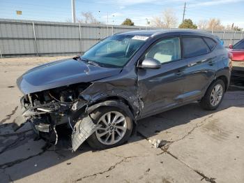  Salvage Hyundai TUCSON