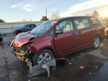  Salvage Toyota Sienna