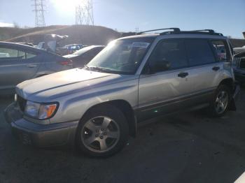  Salvage Subaru Forester